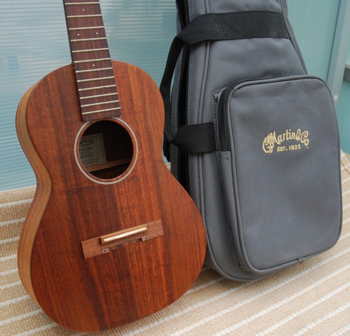 【やや傷や汚れあり】☆綺麗【Martin / マーティン テナーウクレレ T1K Uke ソフトケース付 】Made in Mexico