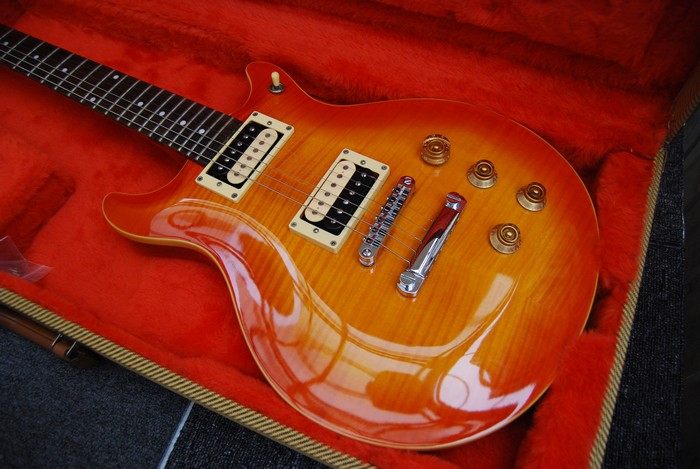 ☆綺麗【 HAMER / ヘイマーエレキギターXT Series Archtop Flametop SATF Honey Burst 】 ハードケース付L03442－日本代購代Bid第一推介「Funbid」